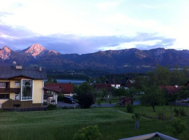 Apartment Seeblick Drobollach am Faaker See Exterior photo